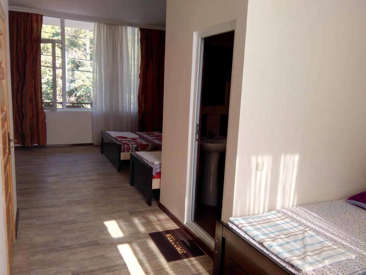 ホテル Str.Agmashenebeli 548 コブレチ エクステリア 写真